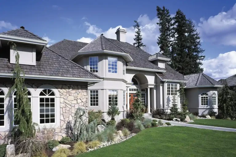 The New Standard for Curb Appeal: Professional Paint Strategies That Make Your Home Unforgettable